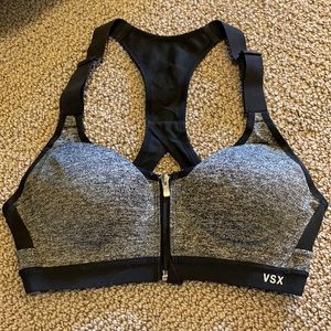 VS Sport Zip Bra